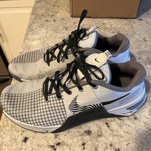 Size 11 - Nike Metcon 8 Low Photon Dust Anthracite